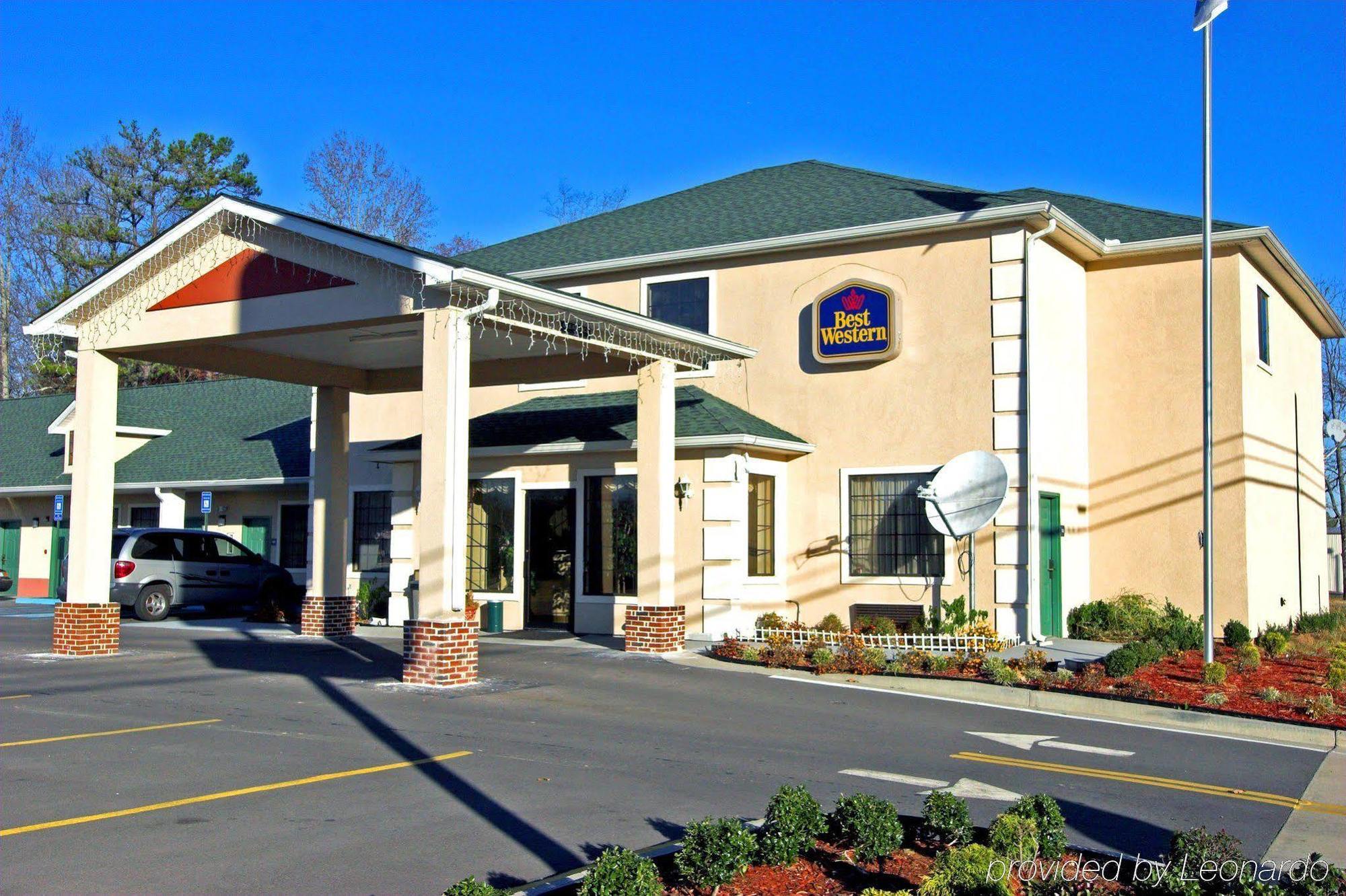 Super 8 By Wyndham Chatsworth/Dalton Exterior foto